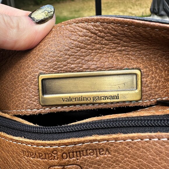 Vintage Valentino Garavani Crossbody Shoulder Bag Black Brown Leather Italy - Picture 14 of 16